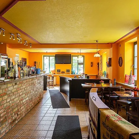 ゲストハウス オストゼーホテル ノイブコウ 2*