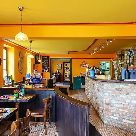 オストゼーホテル ノイブコウ ゲストハウス 2*